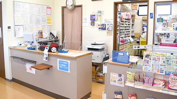 ふくおか薬局の受付/カウンター