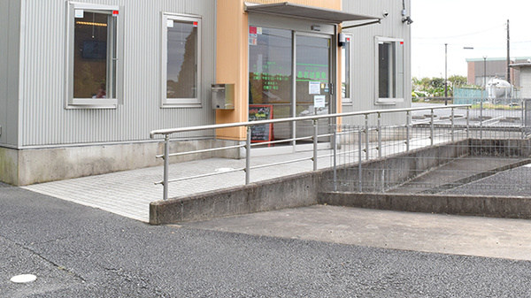 あおば薬局のバリアフリー設備