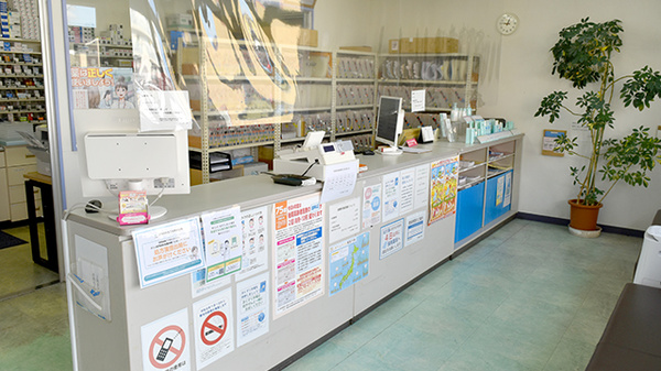 アポロ薬局六ツ美店の受付/カウンター
