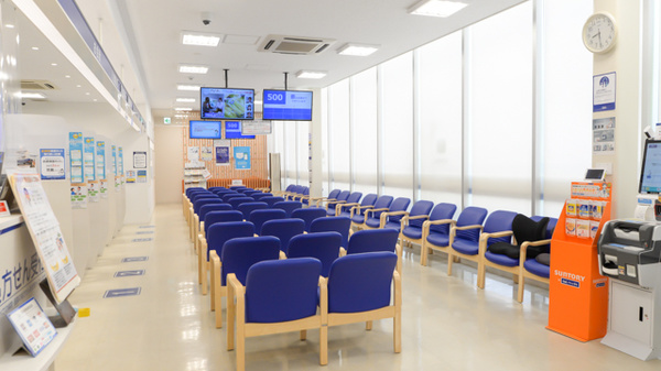クオール薬局大同店の待合スペース
