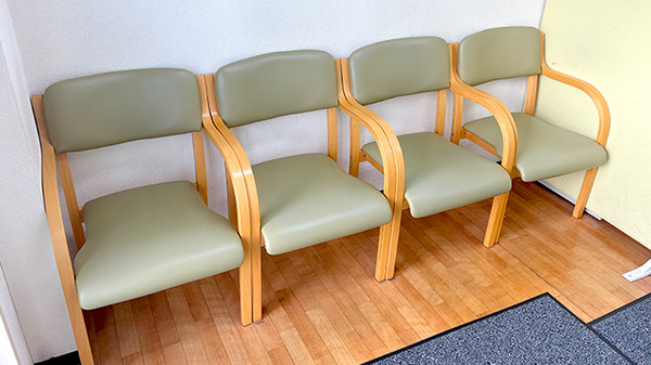 ヒイラギ薬局の待合スペース
