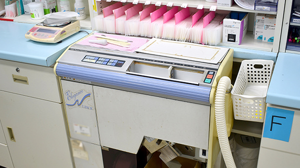 ミドリ薬局 吉根店の調剤器具