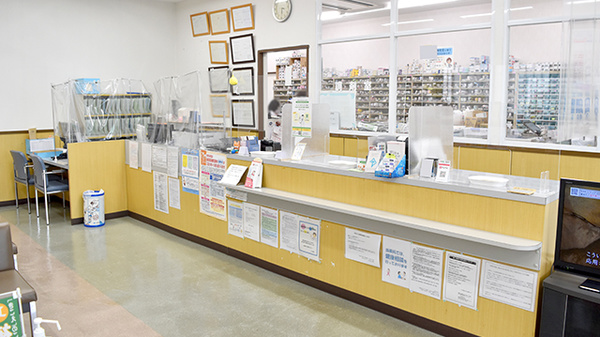 ミドリ薬局 守山中央調剤センターの受付/カウンター