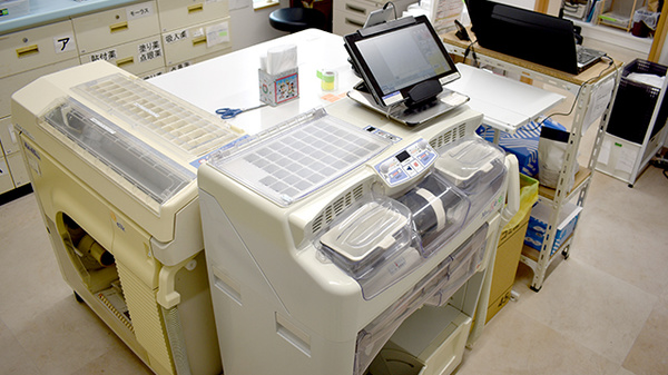 ミドリ薬局小幡店の調剤器具