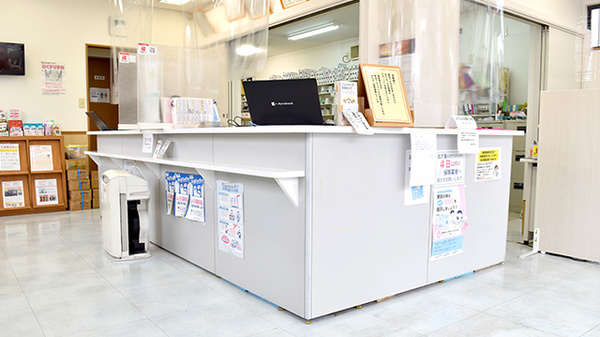 ミドリ薬局 小牧店の受付/カウンター