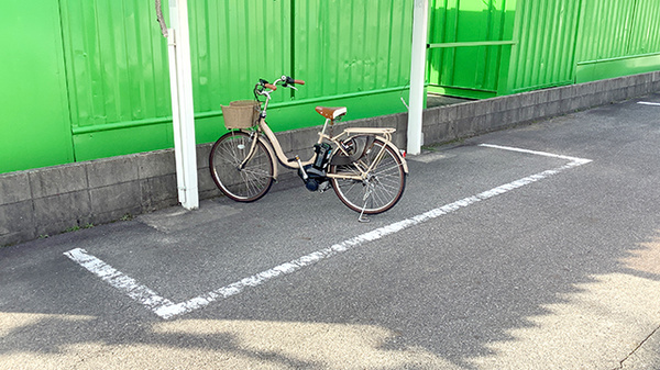 ミドリ薬局　森宮店の駐輪場