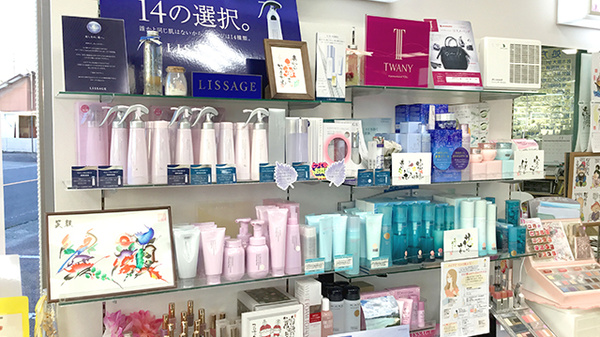 回春堂薬局の化粧品