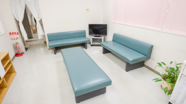 後藤調剤薬局の待合スペース