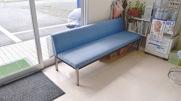 桜木調剤薬局の待合スペース