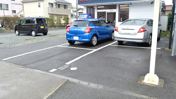 桜木調剤薬局の駐車場