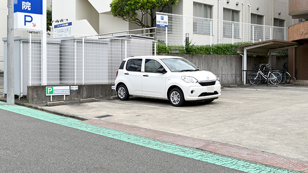 かわはら調剤薬局の駐車場