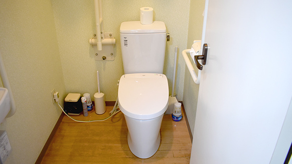 えひめ調剤薬局のお手洗い