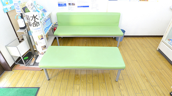ＳＦＣ薬局かみみと店の待合スペース