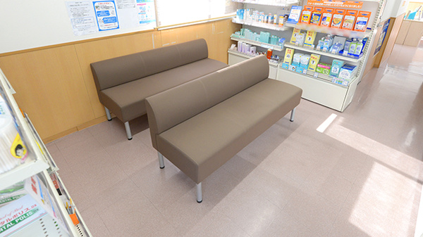 クオール薬局水戸けやき台店の待合スペース