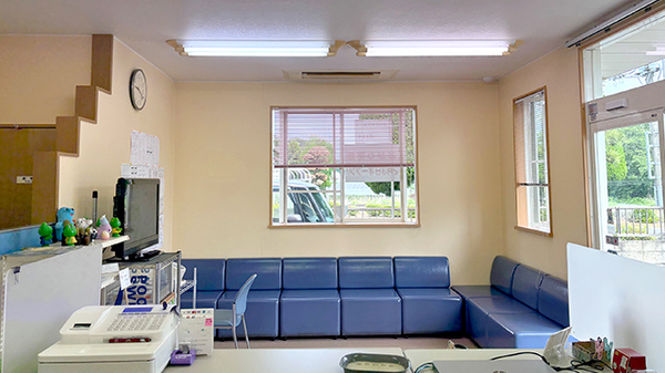 おがわ薬局の待合スペース