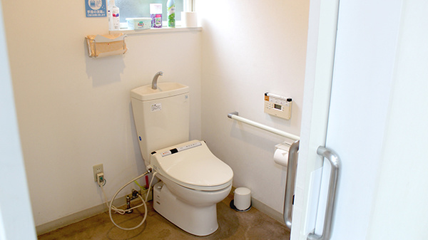 さらさ調剤薬局のお手洗い