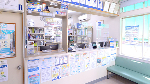メイプル薬局の受付/カウンター