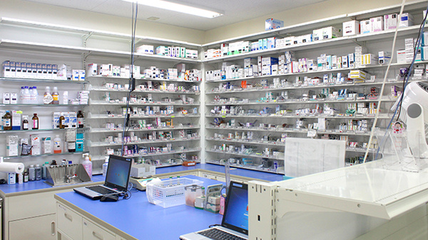 薬局くすりの福太郎　筑波学園店の調剤室