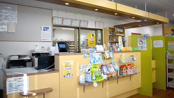 かくだ薬局今立店の受付/カウンター