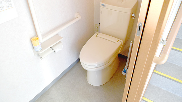 岡薬局田中店のお手洗い