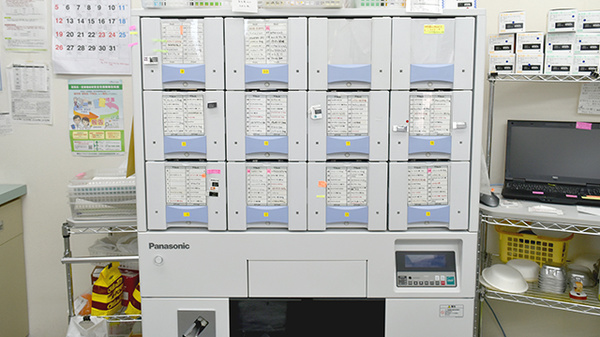岡薬局田中店の調剤器具