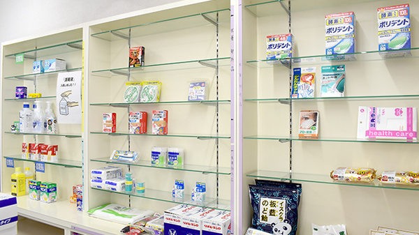 田辺薬局新町店の雑貨品