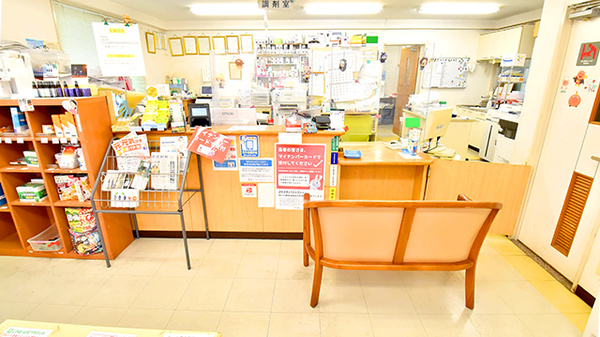ゆい薬局 長田店の受付/カウンター