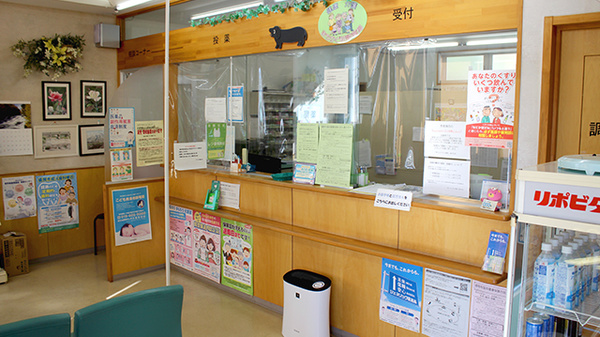 有限会社エメラルド薬局緑が丘店の受付/カウンター