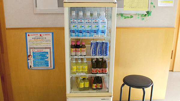 有限会社エメラルド薬局緑が丘店の飲食物