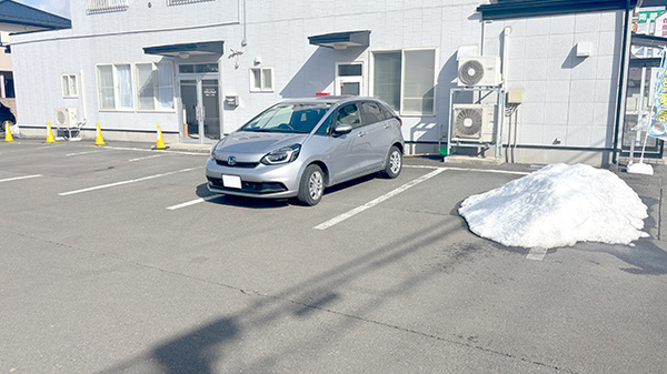 ながい薬局の駐車場