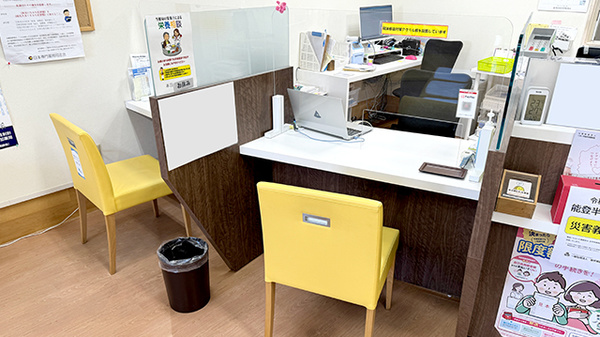 ホソタ薬局の受付/カウンター