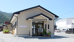 善進堂薬局の外観