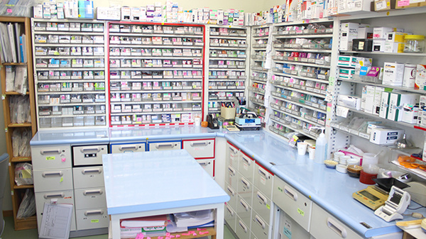 善進堂薬局の調剤室