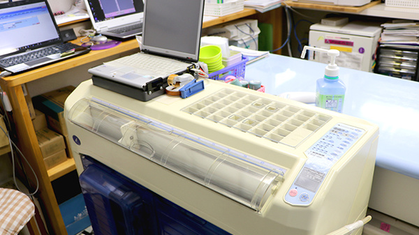 きらら調剤薬局 日野店の調剤器具