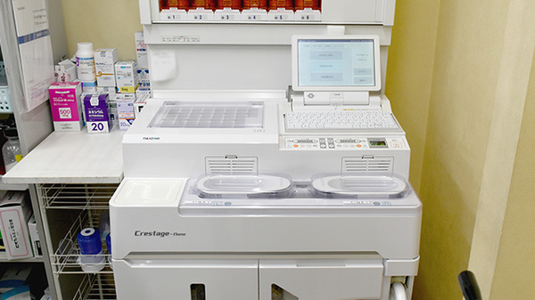 エース薬局の調剤器具