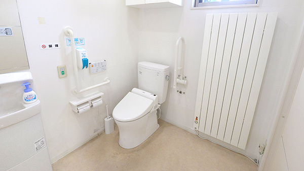 クオールぎなん薬局のお手洗い