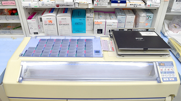 さんあい薬局　コアラ店の調剤器具