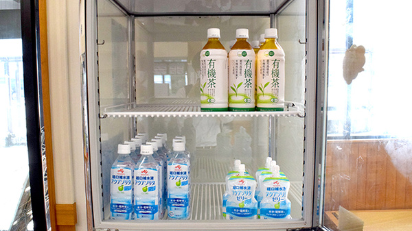 柏友堂薬局の飲食物