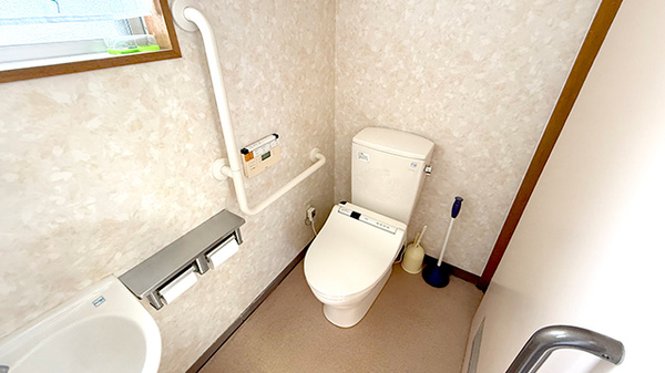 貴船薬局下恵土店のお手洗い