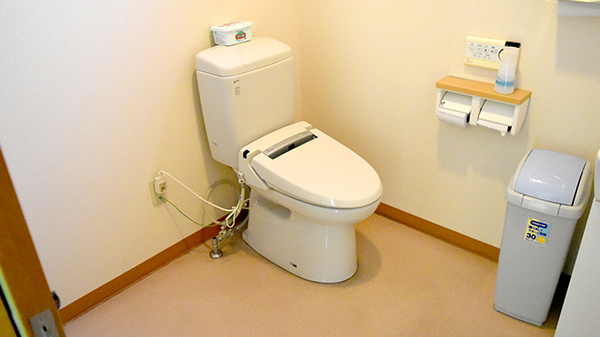 金の鈴薬局安八店のお手洗い