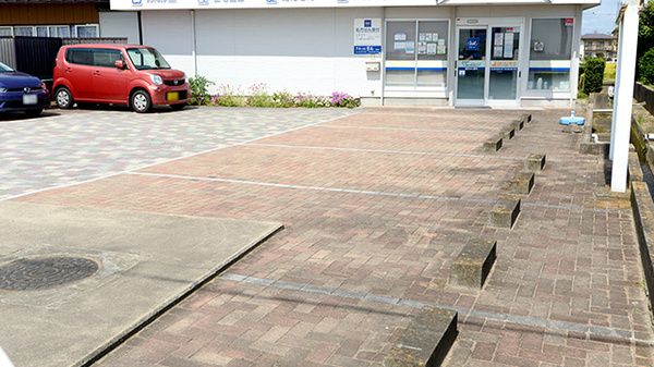 クオール薬局名取店の駐車場
