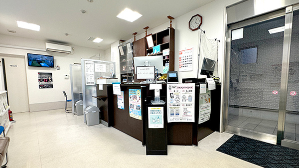 カリン薬局の受付/カウンター