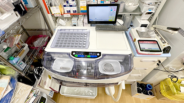 サイカ調剤薬局丸森病院前店の調剤器具
