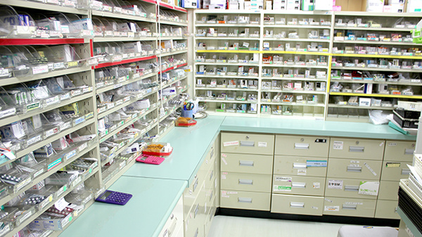 まごころ調剤薬局の調剤室