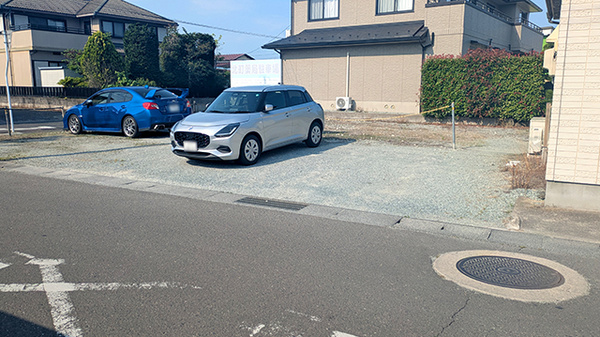 北町薬局の駐車場