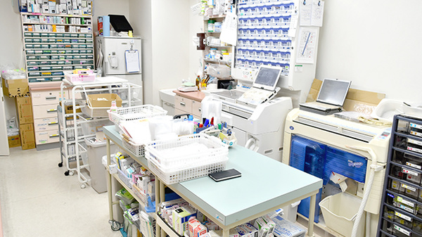 あんず薬局の調剤室