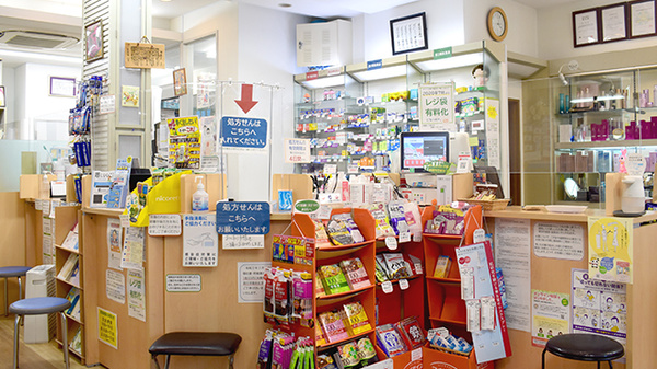 ナカノ薬局本店の受付/カウンター