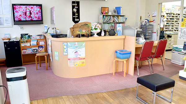 ミタニ薬局の受付/カウンター