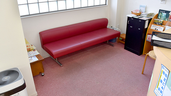 ミタニ薬局の待合スペース
