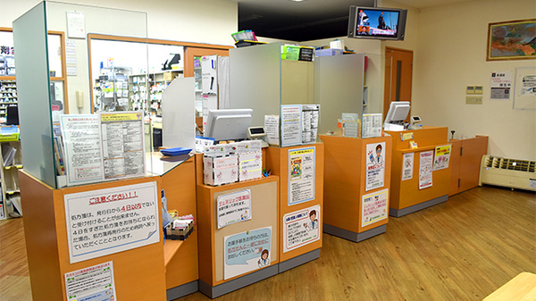 阪神調剤薬局　二条店の受付/カウンター